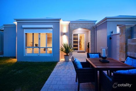 8 Troy Ave, Marmion, WA 6020