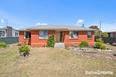 24 Roberts St, Triabunna, TAS 7190