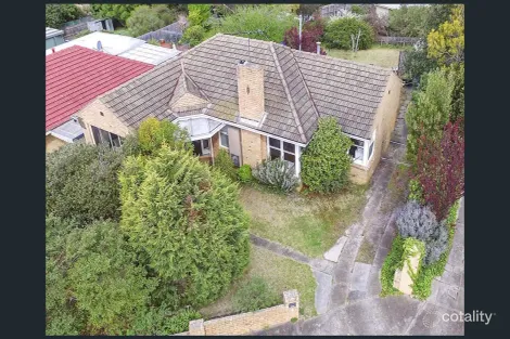 Property photo of 9 Norman Court Highton VIC 3216