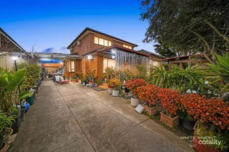 36 LOIS ST, ST ALBANS, VIC 3021