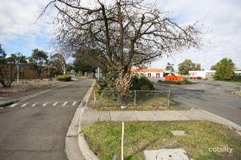 2b Scoresby Rd, Bayswater, VIC 3153