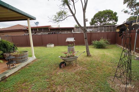 Property photo of 56 Kerwin Circle Hebersham NSW 2770