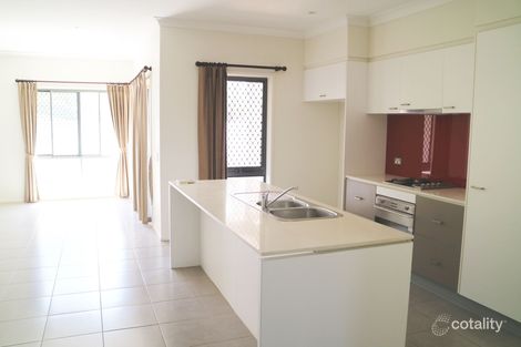 Property photo of 23 Hilas Circuit Sunnybank Hills QLD 4109