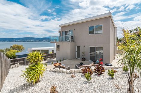 Property photo of 27 Vaughan Court Tranmere TAS 7018