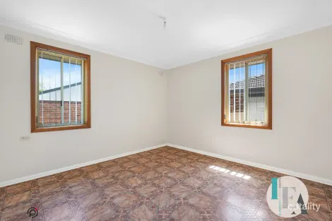 Property photo of 14 Burge Place Warilla NSW 2528