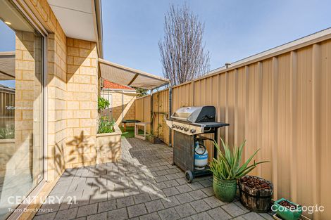 Property photo of 10 Mortlock Cove Gosnells WA 6110