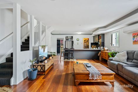 Property photo of 4/5-7 Hillcrest Avenue Tugun QLD 4224