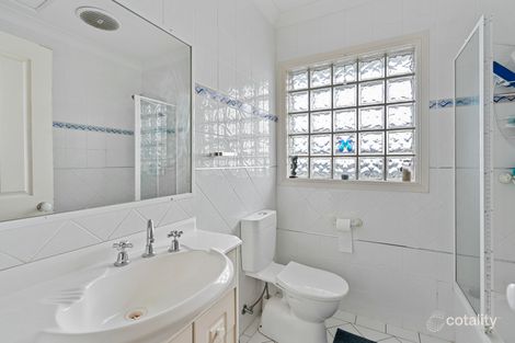 Property photo of 4/5-7 Hillcrest Avenue Tugun QLD 4224