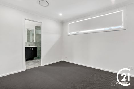 Property photo of 8 Lipizzan Street Box Hill NSW 2765