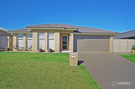 Property photo of 8 McGovern Street Spring Farm NSW 2570