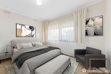 Property photo of 11 Camdale Parade St Albans VIC 3021