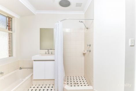 114b Ravenswood Dr, Nollamara, WA 6061