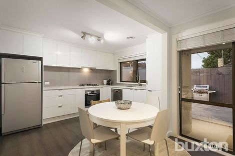 Property photo of 2/28 Hayfield Road Mount Waverley VIC 3149