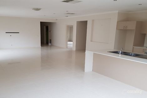 Property photo of 8 Acland Street Craigieburn VIC 3064