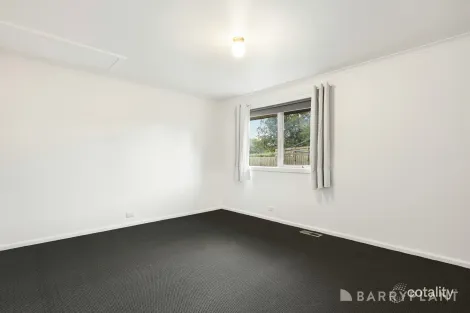 Property photo of 77 Geoffrey Drive Kilsyth VIC 3137