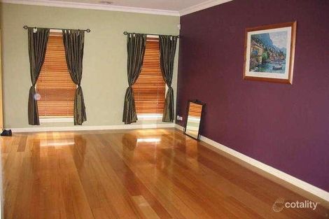 Property photo of 13 Tyndall Way Mill Park VIC 3082