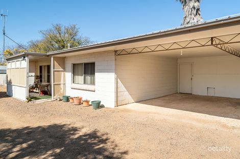 Property photo of 2/23 Sixth Avenue Narromine NSW 2821