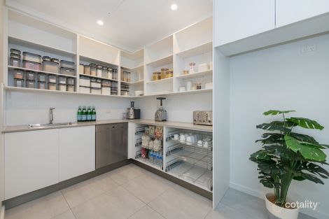 Property photo of 8 Phantom Place Mount Louisa QLD 4814