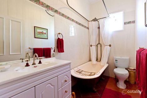 Property photo of 88 Kingsley Terrace Manly QLD 4179