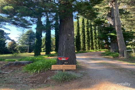 42-44 Parker Rd, Silvan, VIC 3795