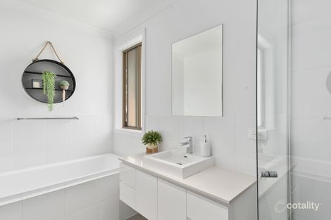 Property photo of 19/10 Derwent Avenue Avondale NSW 2530