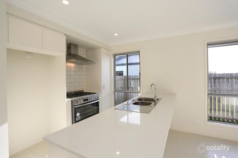 Property photo of 20 Moor Circuit Warner QLD 4500