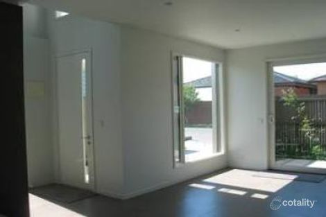 Property photo of 2/13 Rennie Street Seddon VIC 3011
