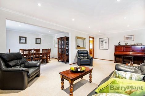 Property photo of 5 Avalon Avenue Glen Waverley VIC 3150