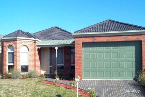 32 Melanie Blair Pl, Skye, VIC 3977