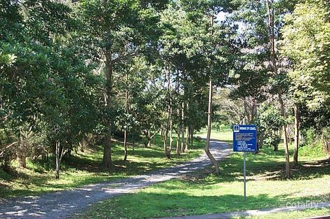 93 Cecil Rd, Bardon, QLD 4065