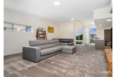 Property photo of 27/137 Scottsdale Drive Robina QLD 4226