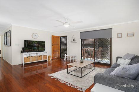 Property photo of 14 Wingara Grove Ferny Hills QLD 4055