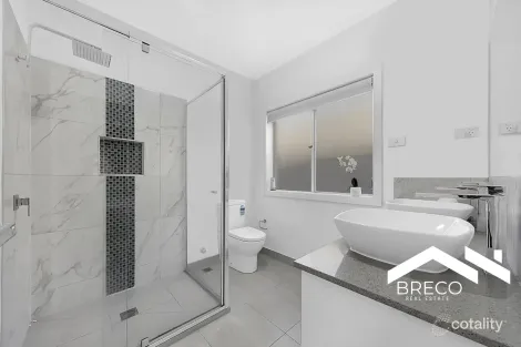 Property photo of 13 Flores Road Craigieburn VIC 3064