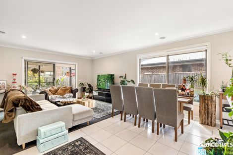 Property photo of 10 Zaika Close Lalor VIC 3075