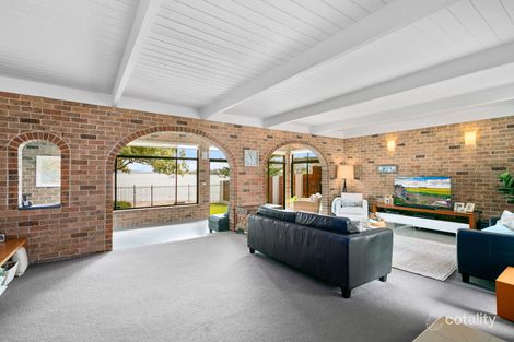 Property photo of 59 The Esplanade Oak Flats NSW 2529
