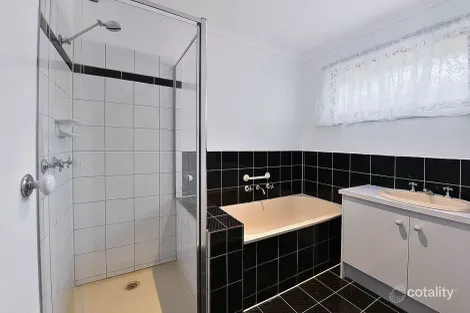 Property photo of 10 Carnoustie Drive Sunbury VIC 3429