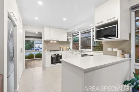 Property photo of 20 Jackson Drive Langwarrin VIC 3910