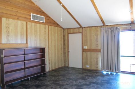 804 Berry Rd, Gidgegannup, WA 6083