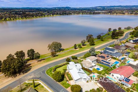 Property photo of 20 Lakeside Drive Lake Albert NSW 2650