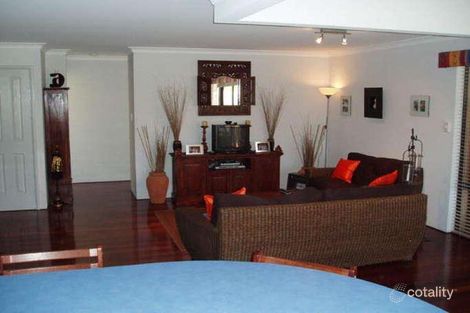 Property photo of 11 Urquhart Way Hocking WA 6065