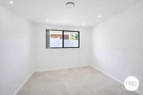 Property photo of 30 Tobys Boulevard Mount Pritchard NSW 2170