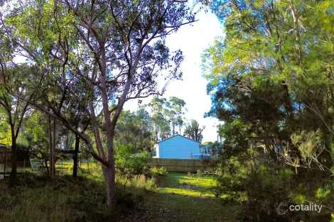 25 Beaumont Dr, Russell Island, QLD 4184