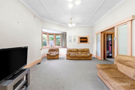 Property photo of 11 Manor Grove Caulfield North VIC 3161