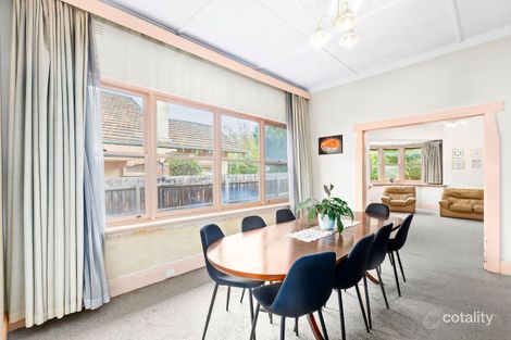 Property photo of 11 Manor Grove Caulfield North VIC 3161