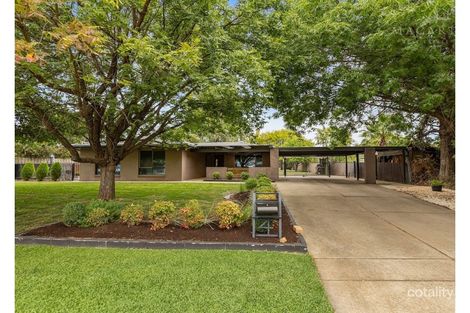 4 Gunyah Pl, Glenfield Park, NSW 2650