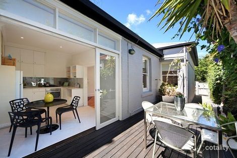 5 Erica St, Windsor, VIC 3181