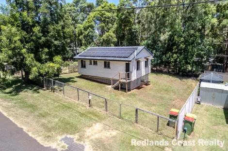 Property photo of 10 Roebuck Road Russell Island QLD 4184