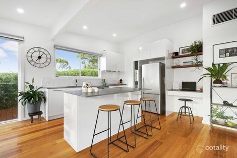 Property photo of 19 Arthurs Avenue McCrae VIC 3938