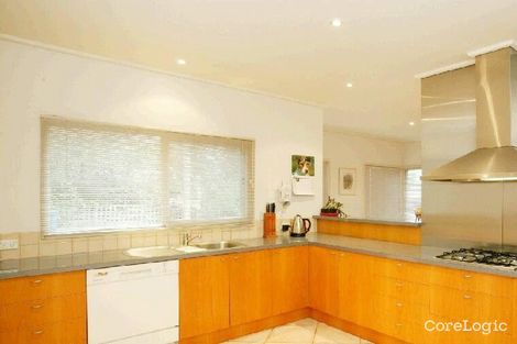 Property photo of 2 Amy Street Camberwell VIC 3124
