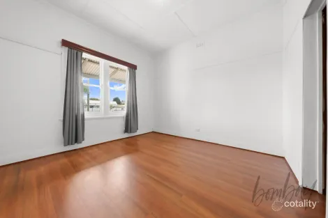 Property photo of 14 Sutherland Street Broadford VIC 3658